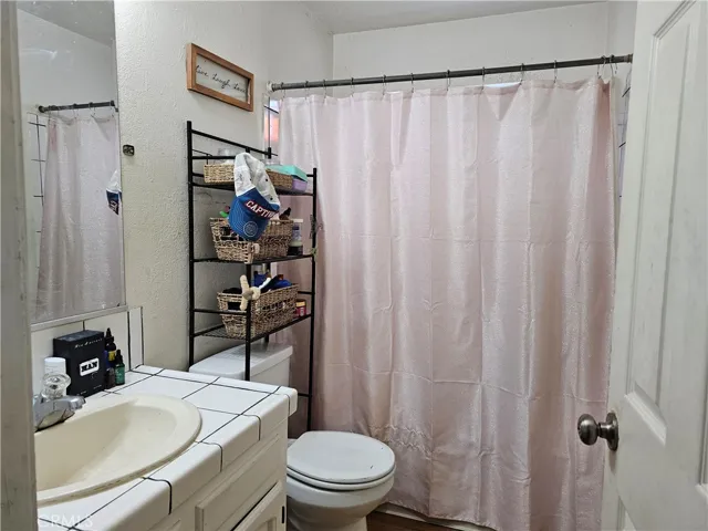 14576 Emory Avenue, Clearlake, California 95422
