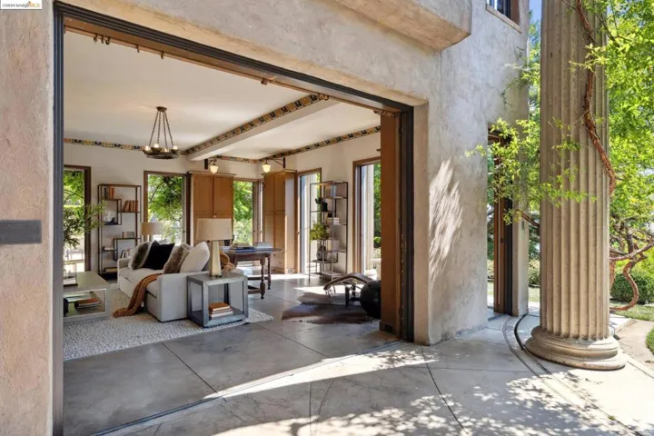 2800 Buena Vista Way, Berkeley, California 94708