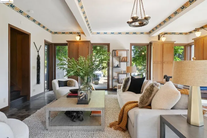 2800 Buena Vista Way, Berkeley, California 94708