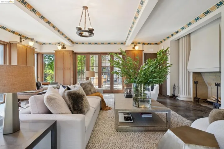 2800 Buena Vista Way, Berkeley, California 94708