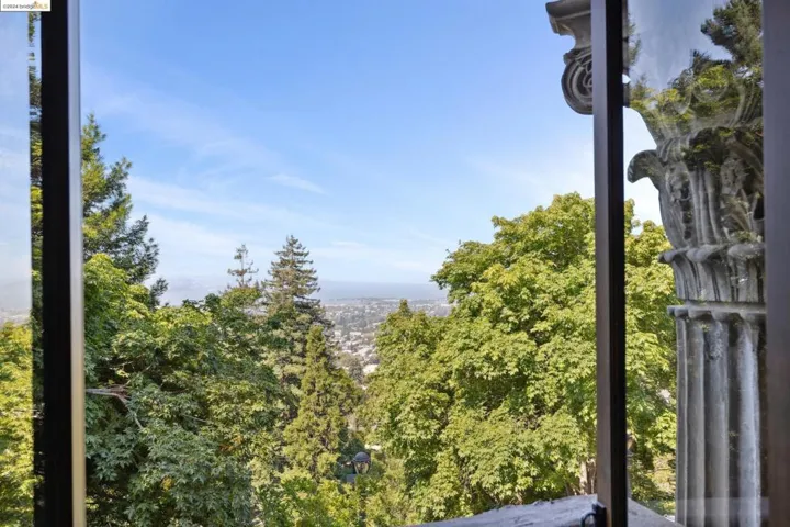 2800 Buena Vista Way, Berkeley, California 94708