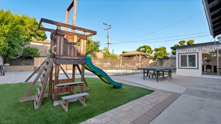 2885 Fitzgerald Road, Simi Valley, California 93065