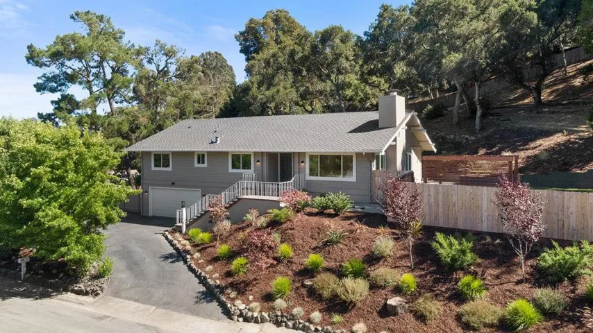 1305 Tartan Trail Road, Hillsborough, California 94010