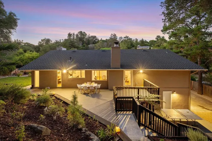 1305 Tartan Trail Road, Hillsborough, California 94010