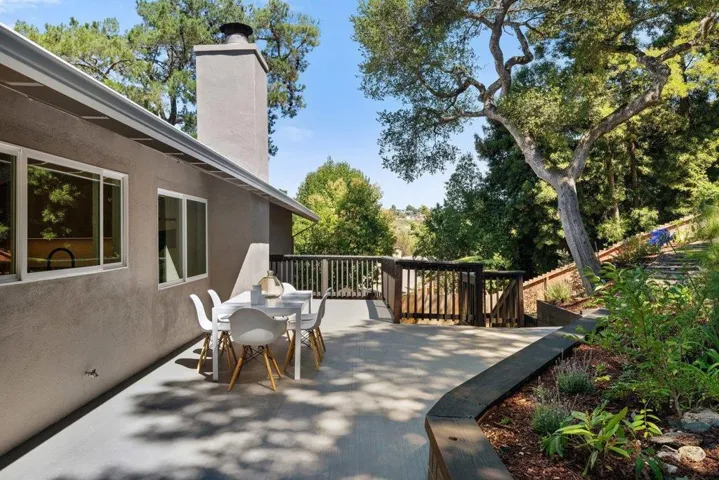 1305 Tartan Trail Road, Hillsborough, California 94010