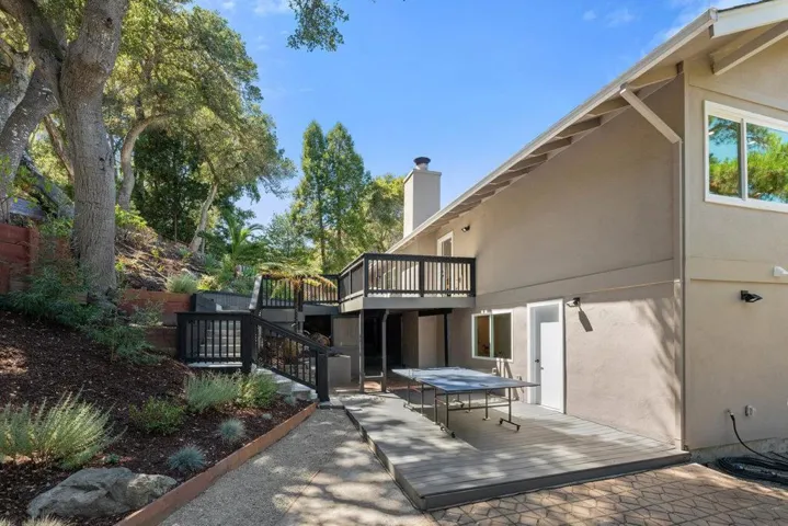 1305 Tartan Trail Road, Hillsborough, California 94010