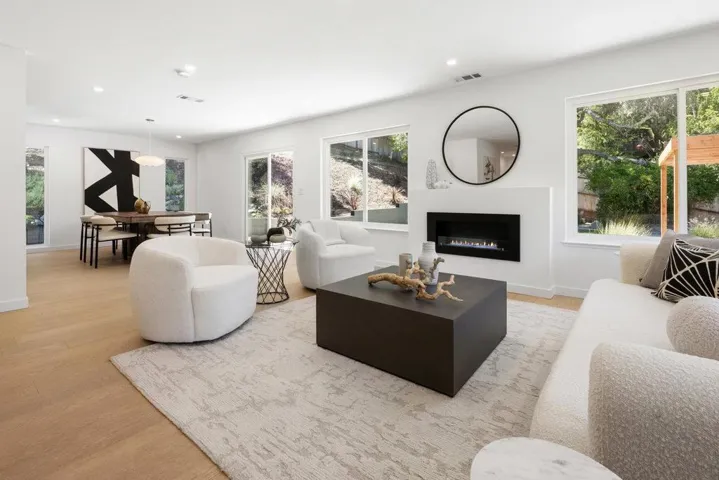 1305 Tartan Trail Road, Hillsborough, California 94010