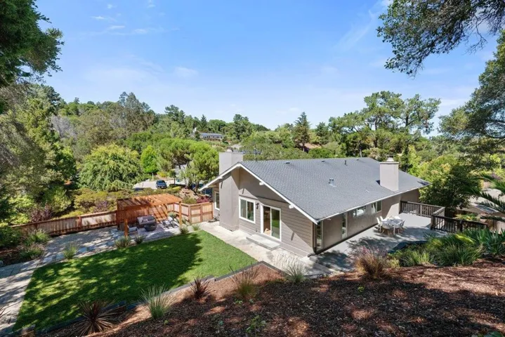 1305 Tartan Trail Road, Hillsborough, California 94010