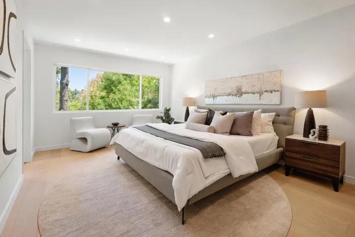 1305 Tartan Trail Road, Hillsborough, California 94010