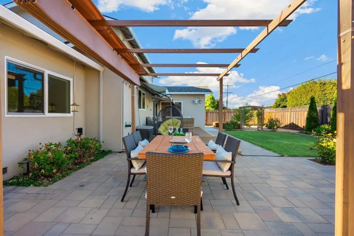 1614 Kamsack Drive, Sunnyvale, California 94087