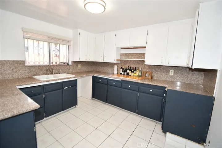 10604 Burin Avenue, Inglewood, California 90304