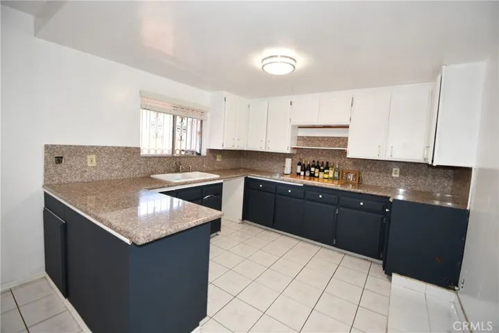 10604 Burin Avenue, Inglewood, California 90304
