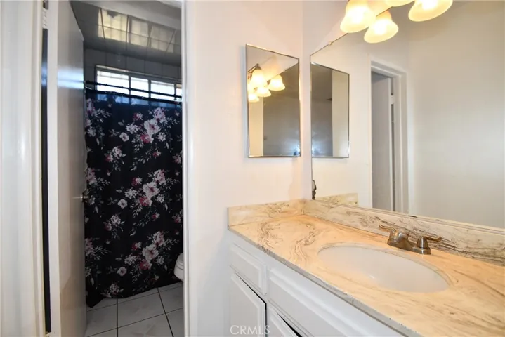 10604 Burin Avenue, Inglewood, California 90304