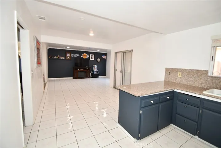 10604 Burin Avenue, Inglewood, California 90304