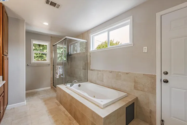 1471 Arcadia Place, Palo Alto, California 94303