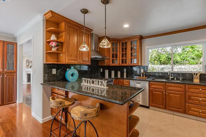 1471 Arcadia Place, Palo Alto, California 94303