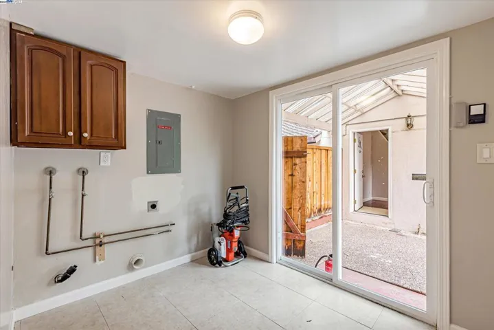 1471 Arcadia Place, Palo Alto, California 94303