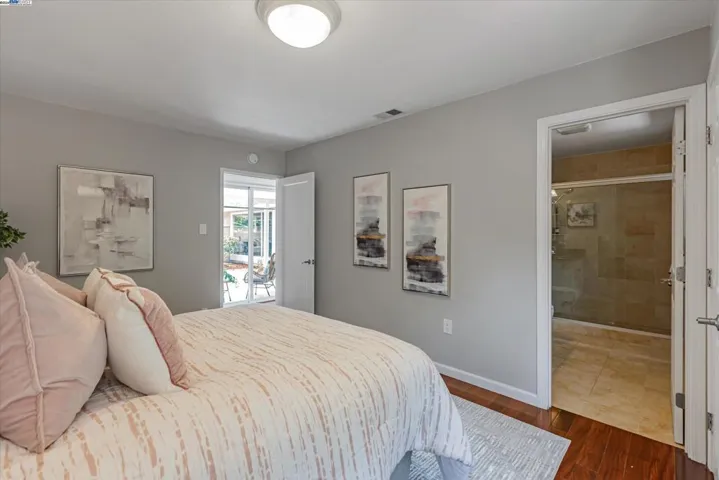 1471 Arcadia Place, Palo Alto, California 94303