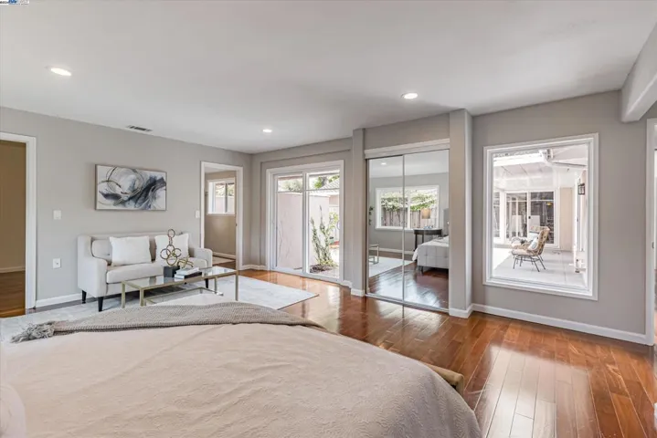 1471 Arcadia Place, Palo Alto, California 94303