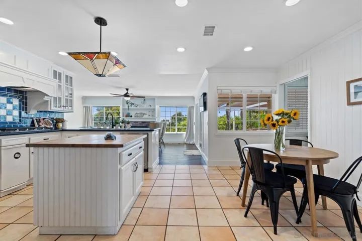 3341 Terrace Lane, Oceanside, California 92056