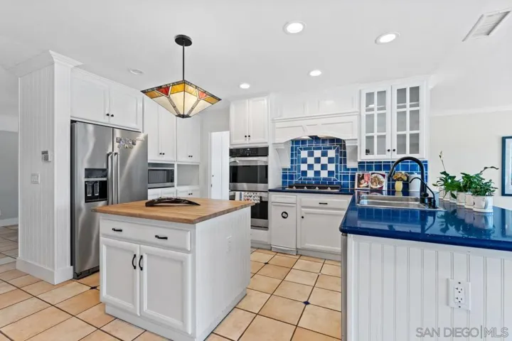 3341 Terrace Lane, Oceanside, California 92056