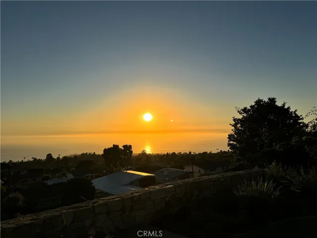 28413 Hazelridge Drive, Rancho Palos Verdes, California 90275
