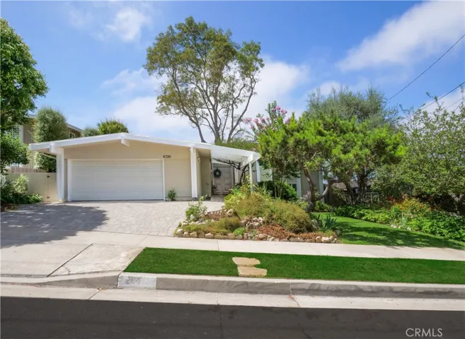 28413 Hazelridge Dr.