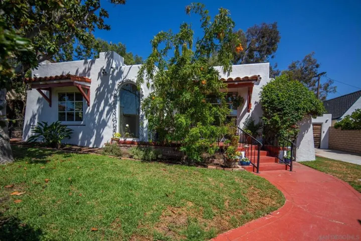 2710 Chatsworth Blvd, San Diego, California 92106