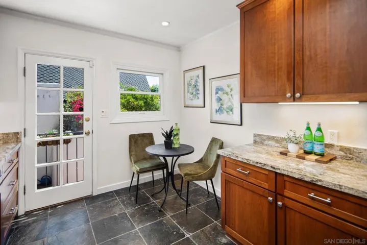 2710 Chatsworth Blvd, San Diego, California 92106
