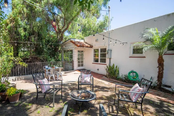 2710 Chatsworth Blvd, San Diego, California 92106