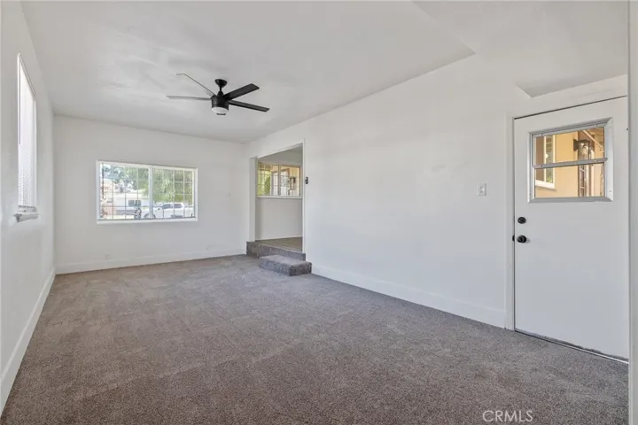 700 W Paradise Avenue, Visalia, California 93277
