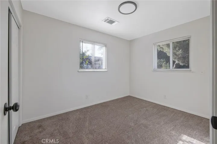 700 W Paradise Avenue, Visalia, California 93277