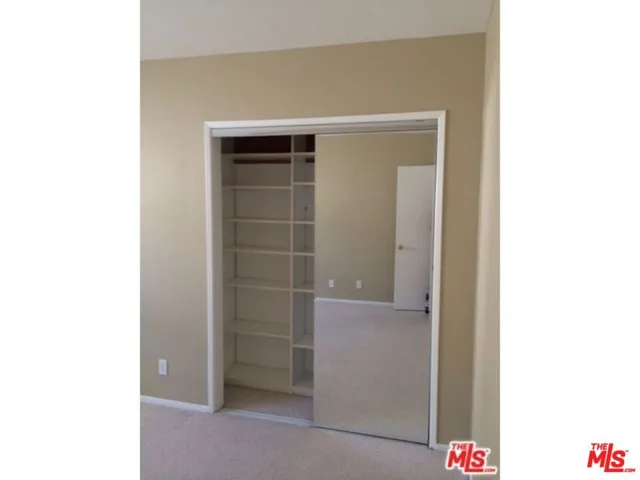 943 9th Street 10, Santa Monica, California 90403