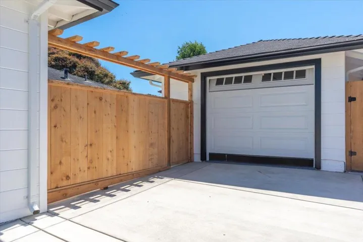 1133 Del Monte Boulevard, Pacific Grove, California 93950