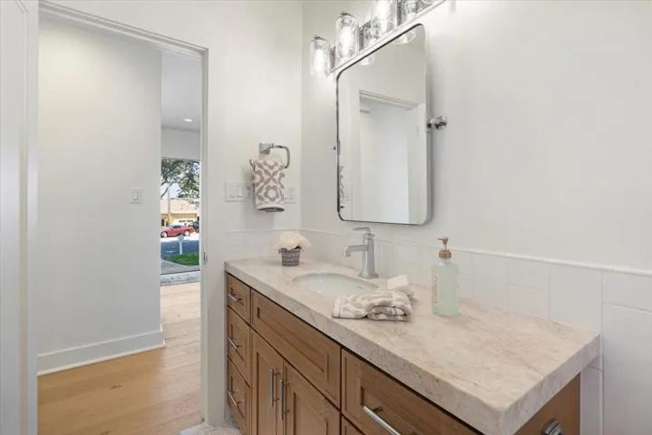 1133 Del Monte Boulevard, Pacific Grove, California 93950