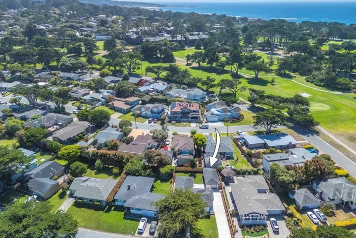 Close to PG Golf Links and the ocean.