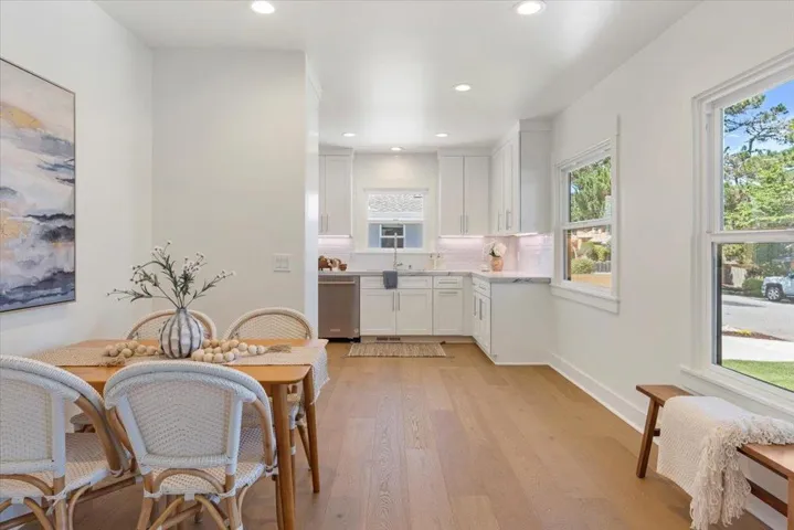 1133 Del Monte Boulevard, Pacific Grove, California 93950