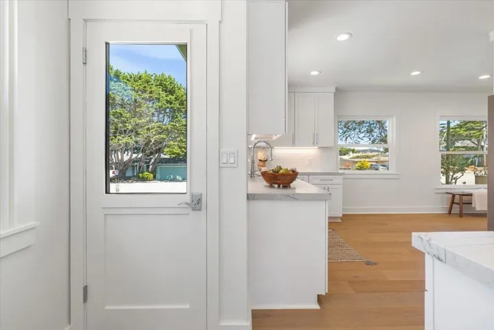1133 Del Monte Boulevard, Pacific Grove, California 93950