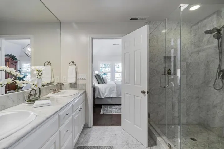 16933 Roberts Road, Los Gatos, California 95032