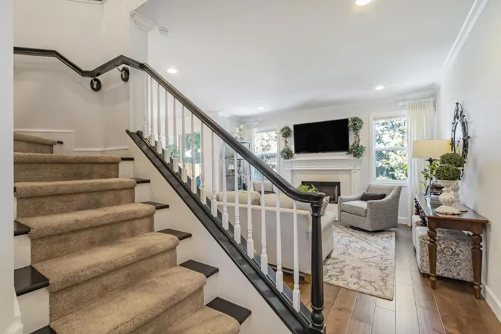 16933 Roberts Road, Los Gatos, California 95032