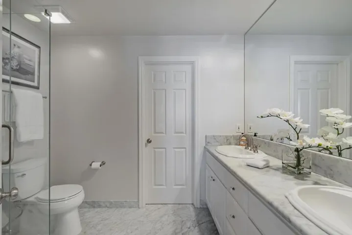 16933 Roberts Road, Los Gatos, California 95032