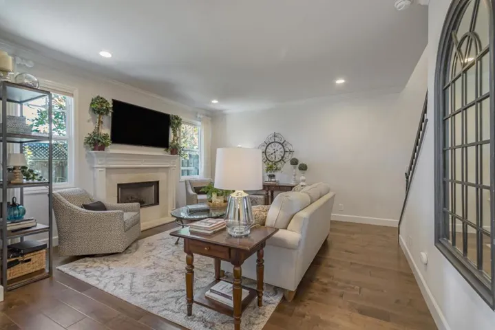 16933 Roberts Road, Los Gatos, California 95032