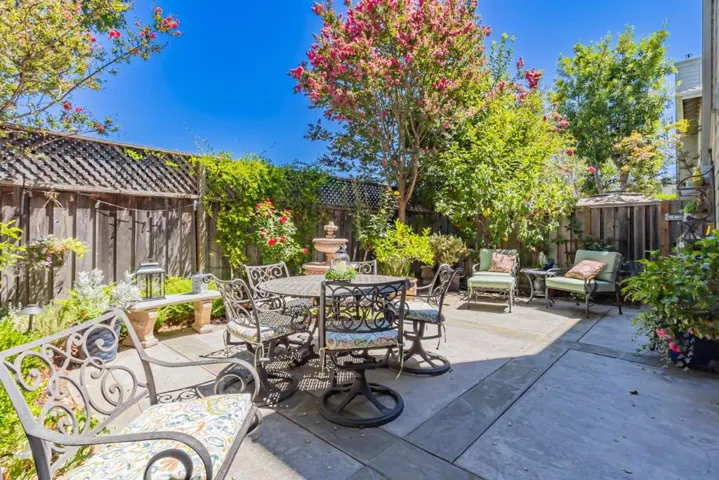 16933 Roberts Road, Los Gatos, California 95032