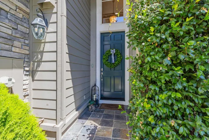16933 Roberts Road, Los Gatos, California 95032