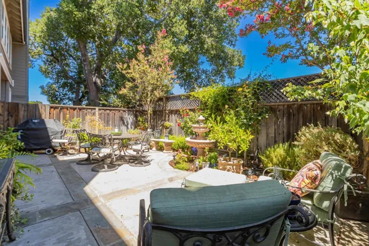 16933 Roberts Road, Los Gatos, California 95032