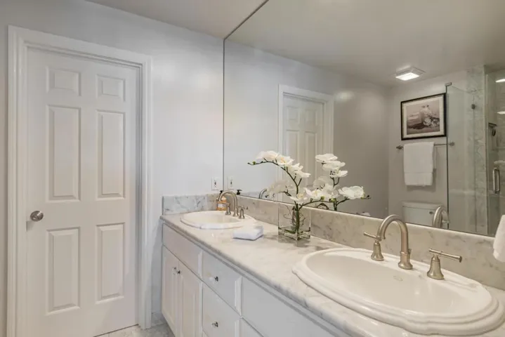 16933 Roberts Road, Los Gatos, California 95032