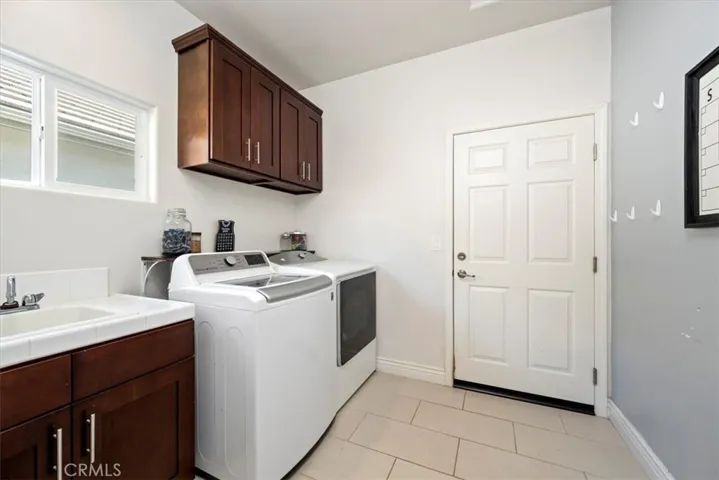 1880 Silva Drive, Santa Maria, California 93454