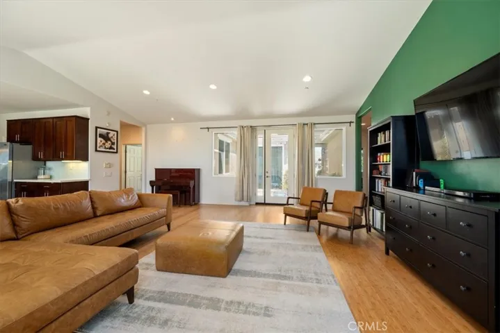 1880 Silva Drive, Santa Maria, California 93454