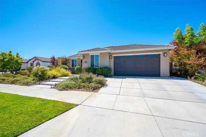 1880 Silva Drive, Santa Maria, California 93454