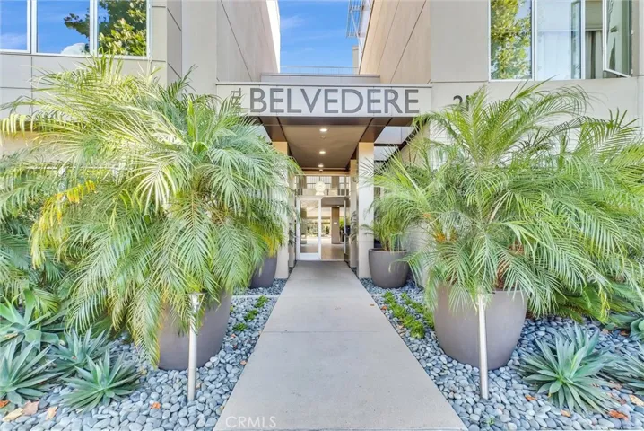 21 Gramercy 221, Irvine, California 92612